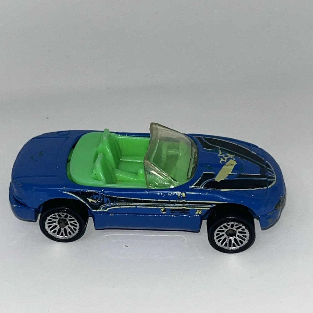 Hot Wheels 1990 Blue Extreme Wakeboarding Convertible Malaysia Loose Diecast Car